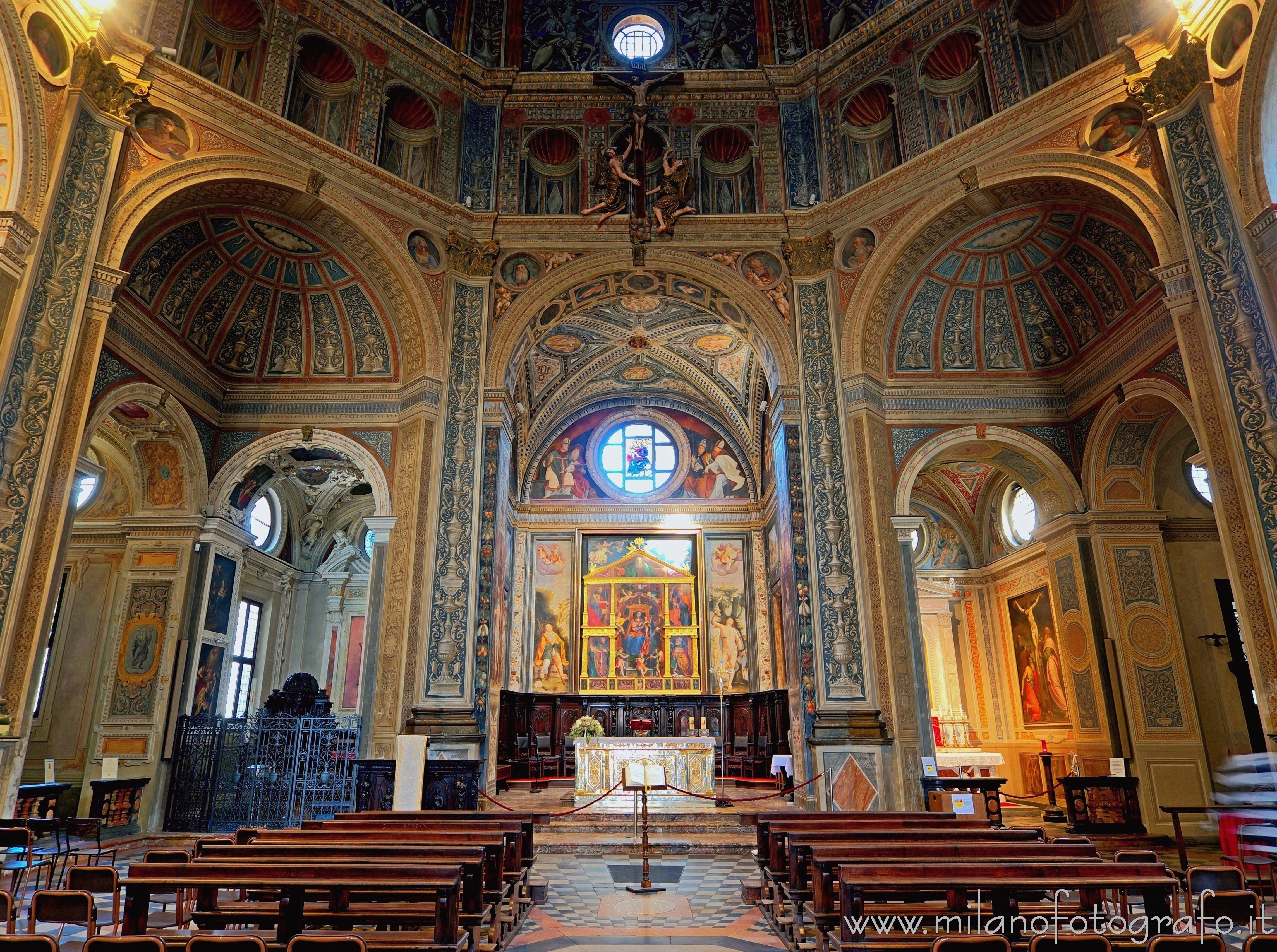 Legnano (Milan, Italy) - Interior of the Basilica of San Magno